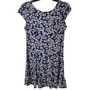 Women's Kimchi and Blue Dress NWT Size Small (0)